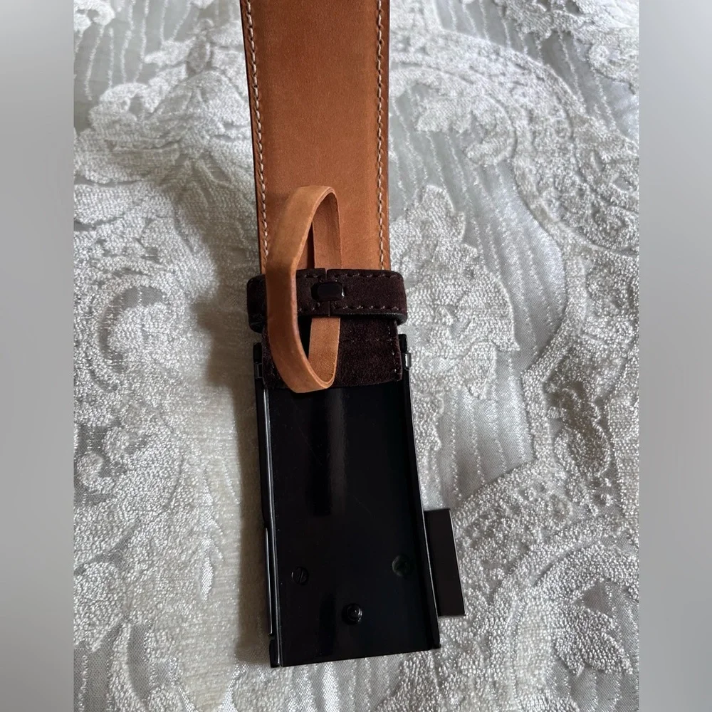 Gucci Suede Belt with Certificate of Authenticity Excellent condition